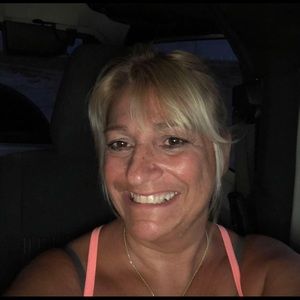 Meet your Posher, Deb